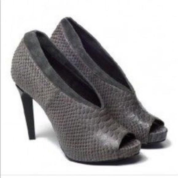 rebecca minkoff gianella block heel booties